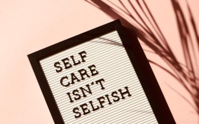 8 Simple Ways to Practice Self Care EVERY.SINGLE.DAY.